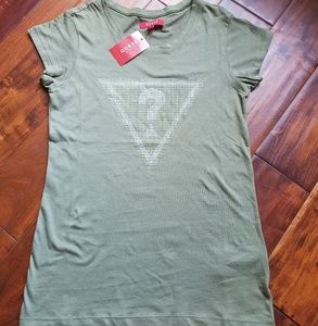 Women's GUESS t-shirt